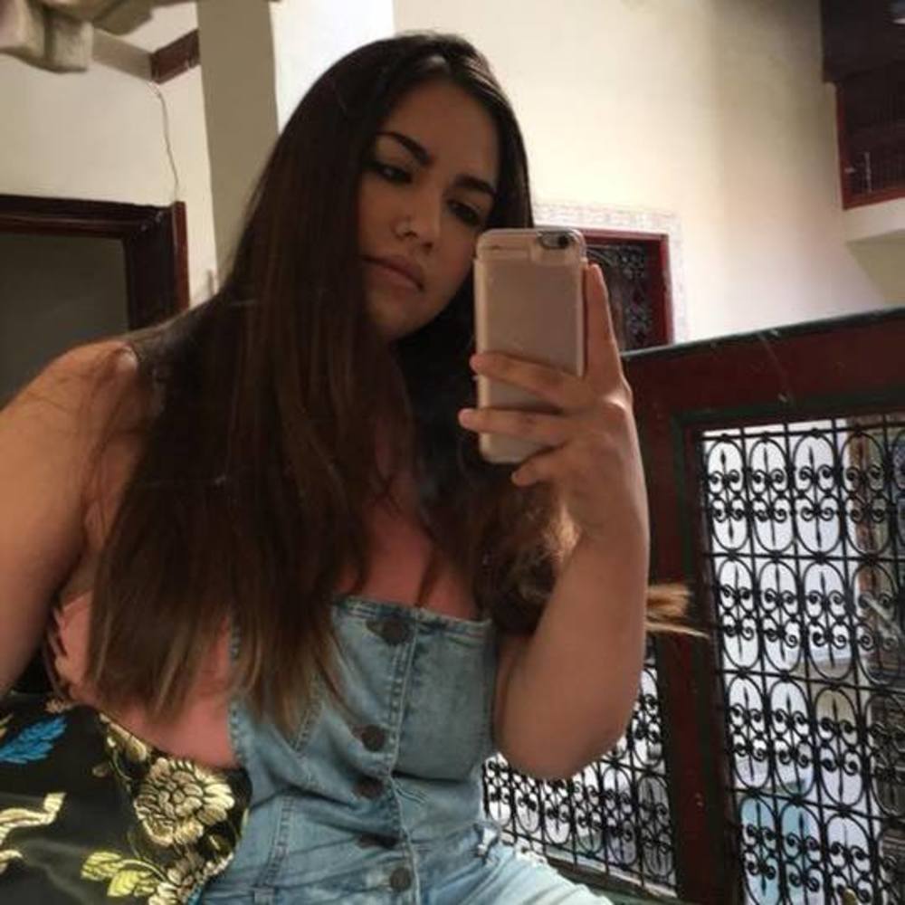 Meet your Posher, Itzel